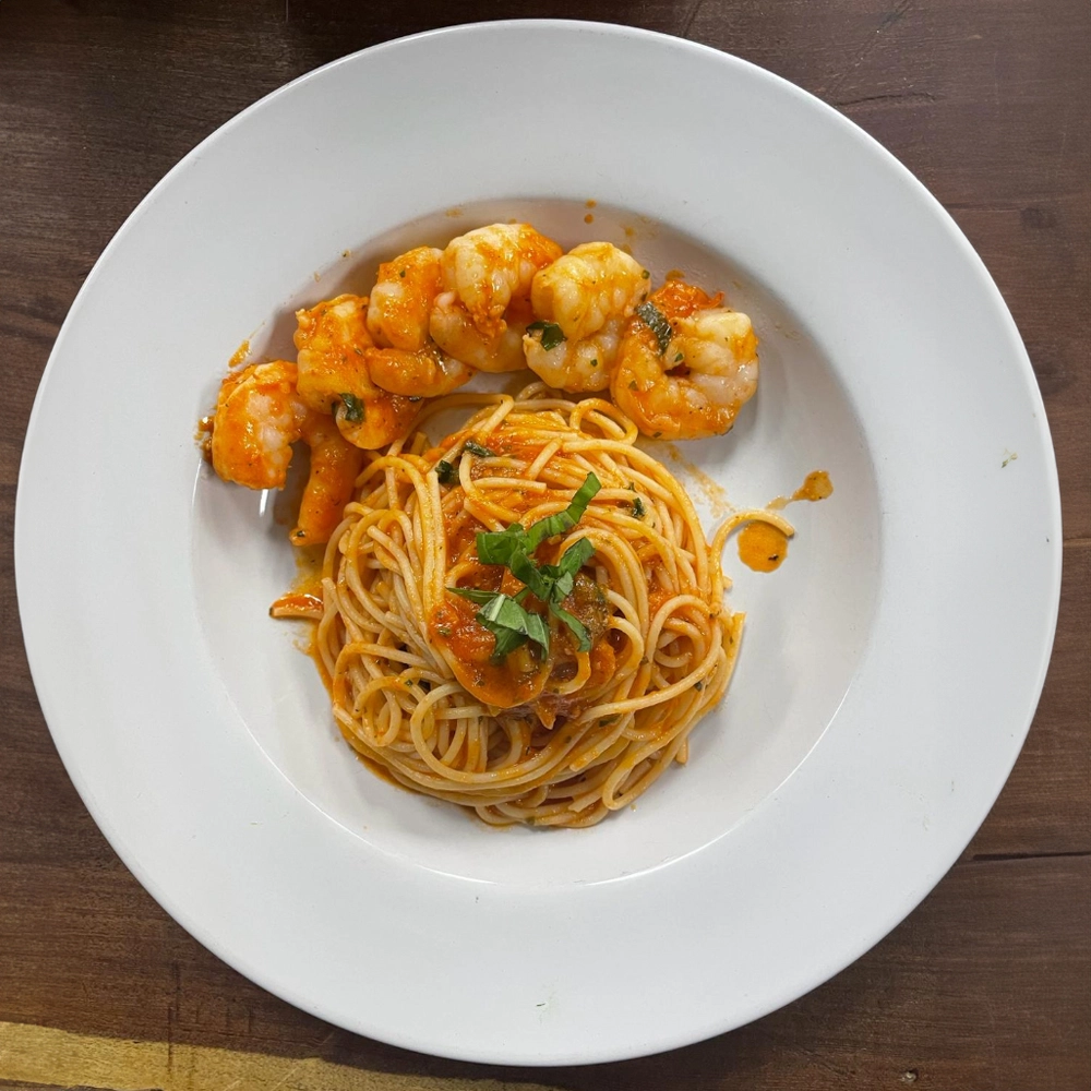An image of Spaghetti Con Gamberi ✶ from Mimi Forno Italiano