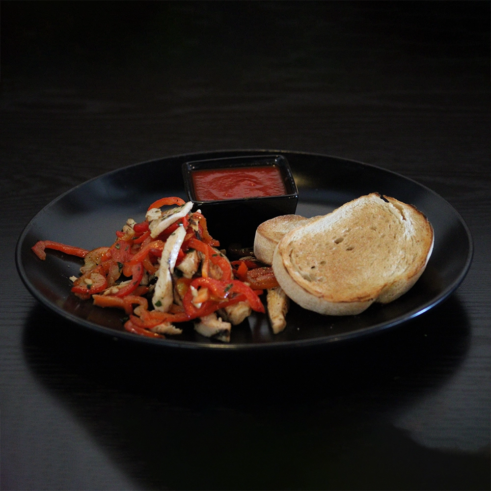 An image of Chicken & Bell Peppers ✶ from Mimi Forno Italiano